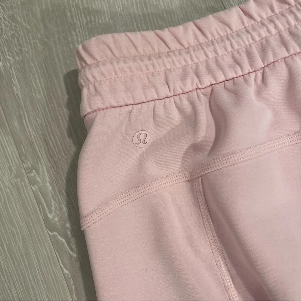 Lululemon Softstreme High-Rise Pant Strawberry Milkshake size 4 like new - Picture 15 of 15
